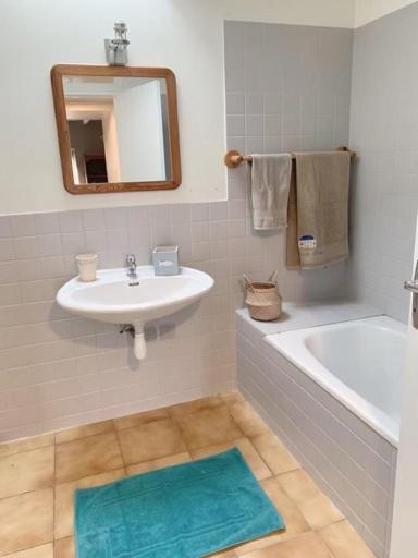 Logement De Charme Calme Assure Rieux  Exterior photo